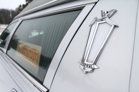 Illustration for article titled You Haven't Lived Until You've Driven A Straight-Piped Hearse